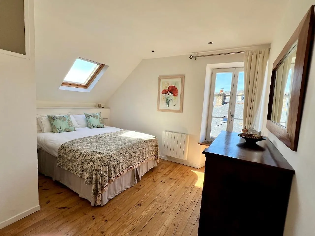 La Vicomté-sur-Rance La Maison Rose At Lyvet Port Is A Beautiful Pet Friendly Riverside Gite Close To Dinan Sleeps 6 בית נופש La Vicomté-sur-Rance