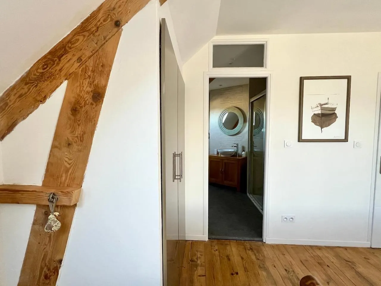 בית נופש La Vicomté-sur-Rance La Maison Rose At Lyvet Port Is A Beautiful Pet Friendly Riverside Gite Close To Dinan Sleeps 6