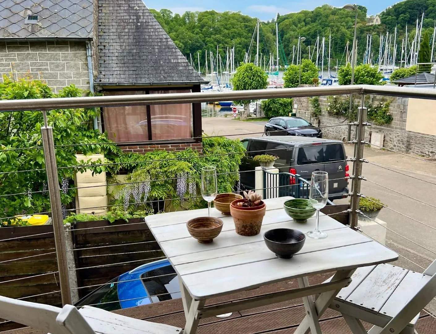 בית נופש La Vicomté-sur-Rance La Maison Rose At Lyvet Port Is A Beautiful Pet Friendly Riverside Gite Close To Dinan Sleeps 6 צרפת